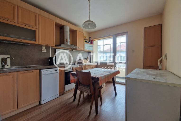 Двустаен апартамент, Русе, Център, 651997, Снимка 1