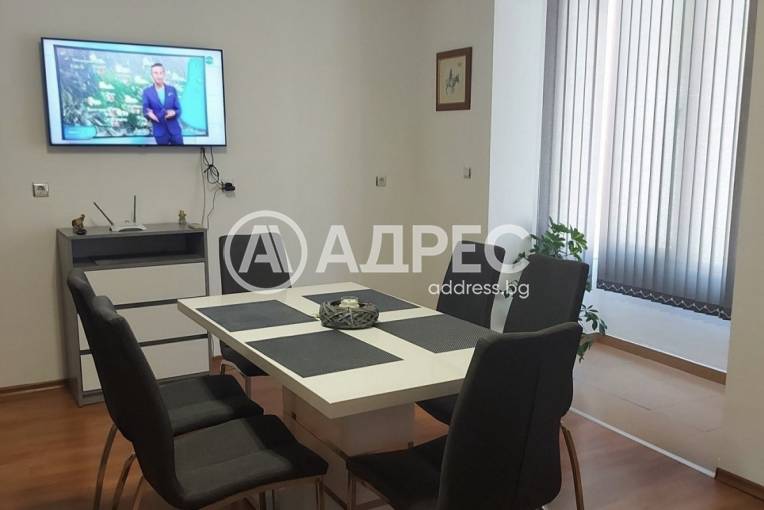 Тристаен апартамент, Плевен, Градска част, 677997, Снимка 3