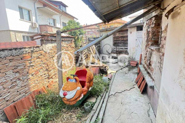 Етаж от къща, Плевен, ВМИ, 660998, Снимка 13