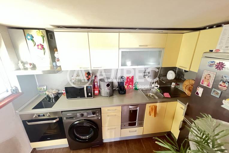 Етаж от къща, Плевен, ВМИ, 660998, Снимка 4