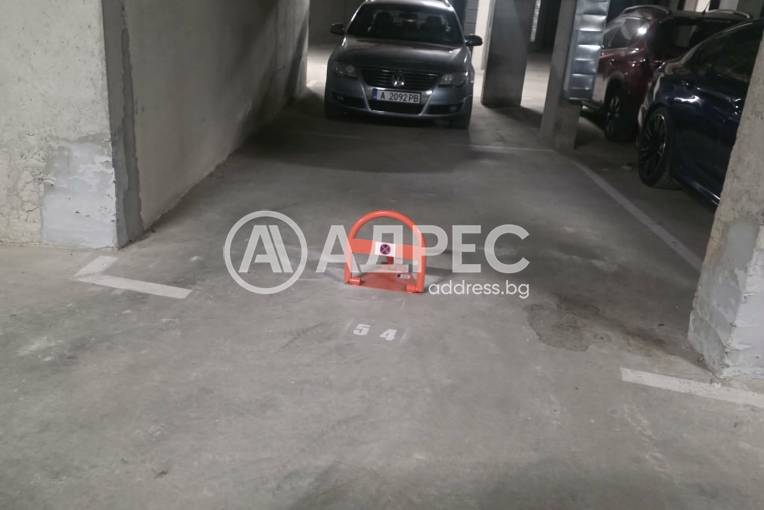 Паркомясто/Гаражна клетка, Бургас, Мадика, 684998, Снимка 1
