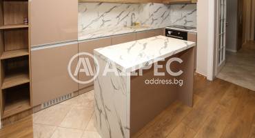 Тристаен апартамент, София, Витоша, 677999