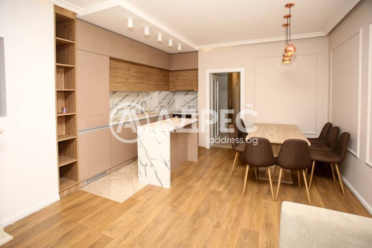 Тристаен апартамент, София, Витоша, 677999, Снимка 3