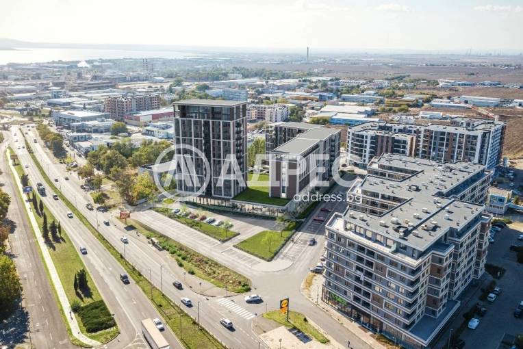Тристаен апартамент, Бургас, Славейков, 684999, Снимка 1