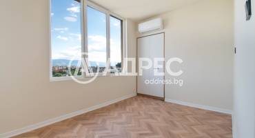 Тристаен апартамент, Пловдив, Широк център, 700999, Снимка 2
