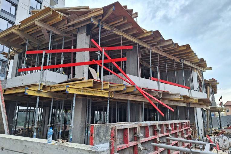 Кръстова сграда, София, Кръстова вада, Снимка 2