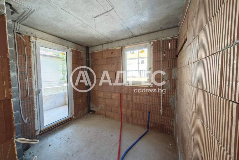 Нова, София, Център, Снимка 3