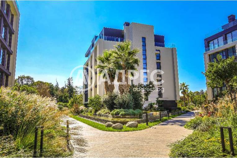 Azur Deluxe 7, Варна, к.к. Св.Св. Константин и Елена, Снимка 19