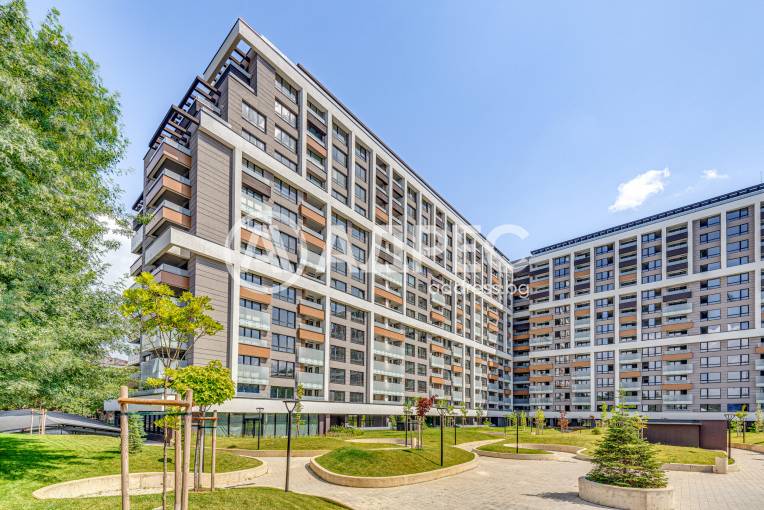 Луксозна сграда до парк Възраждане, София, Център, Снимка 1