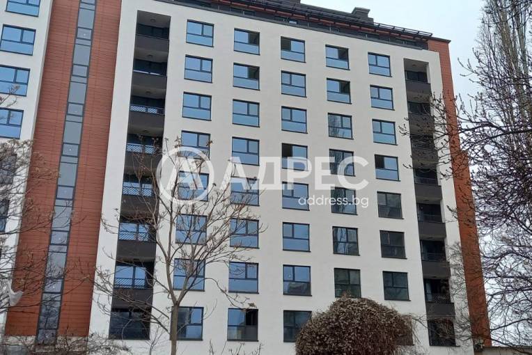 Комплекс с Акт 16 до парк Възраждане, София, Център, Снимка 1