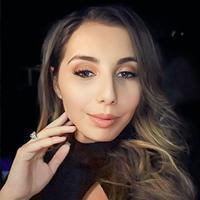 Елена Карапетрова