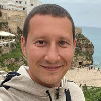 Мартин Костов